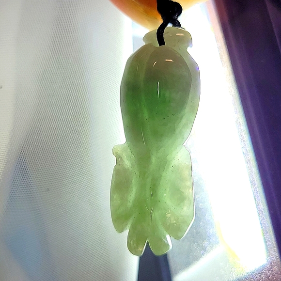 Certified Jadeite Hand Carved Cabbage Pendant NWT - Picture 7 of 7